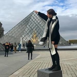 Meet your Posher, Jillian